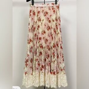 Chic Floral Maxi Skirt in Pink and Red